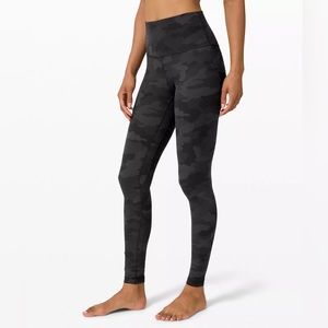 Lululemon Hi-Rise Align Leggings 25” (Black Camo)